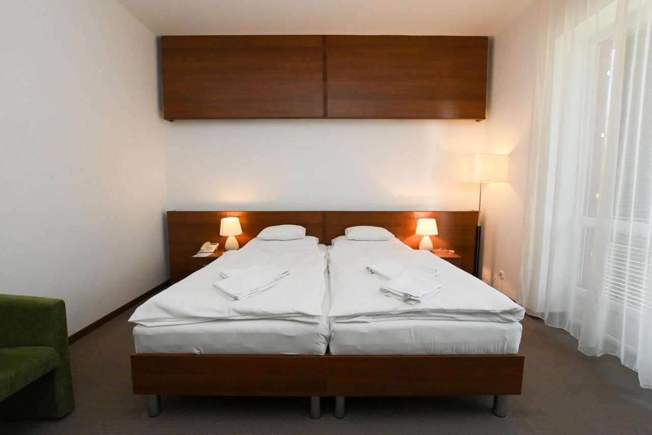 Hotel Kelep Tokaj Bagian luar foto